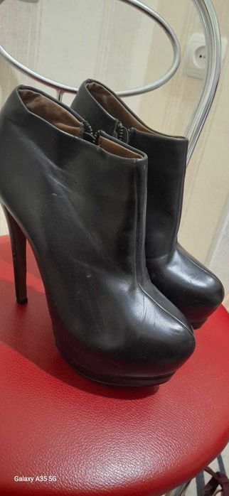 Аяқ киімдер сатылады туФли