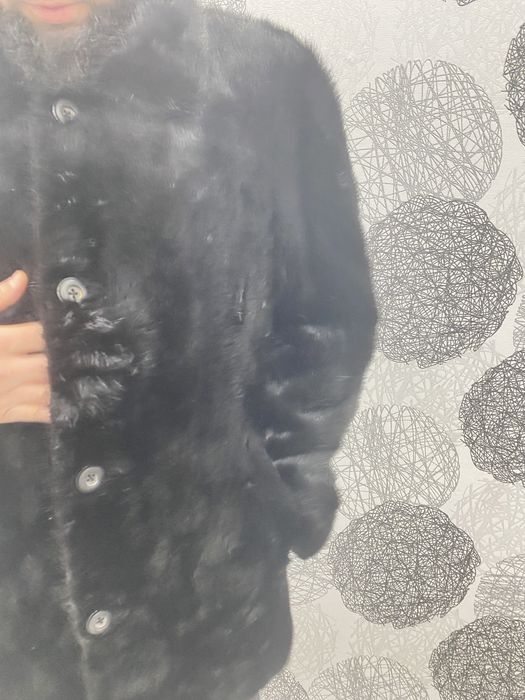 Пролам норковую шубу