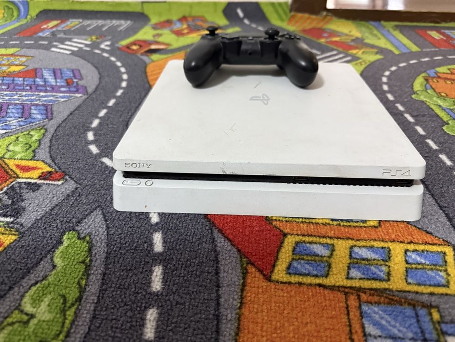 Vand ps4 slim.