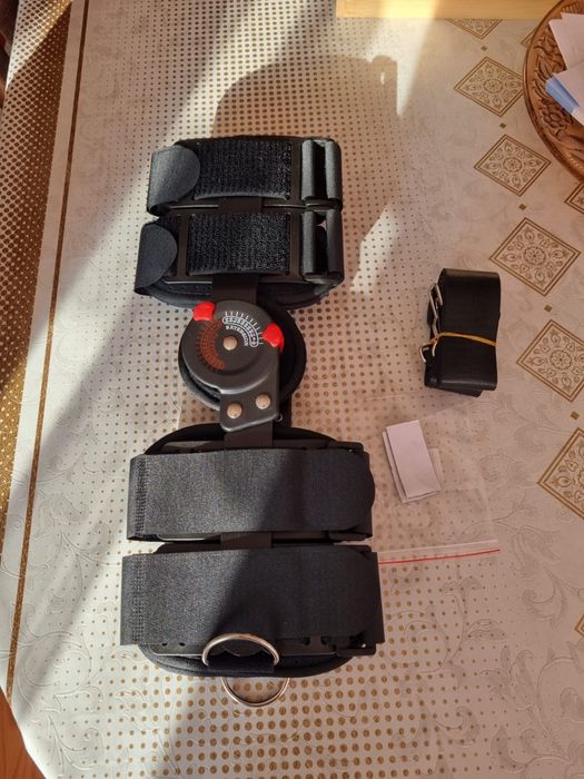 Ортез на коленный сустав