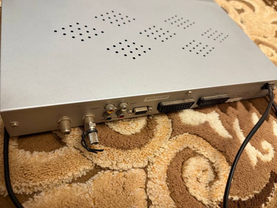 Продам DVD плеер.