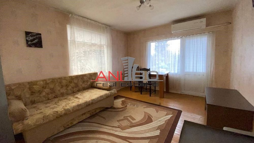 Къща в София, област-с.Чурек площ 150м2 цена 100000€