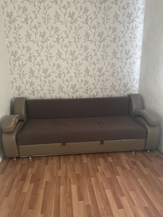 Продается б/у кухонный мебель