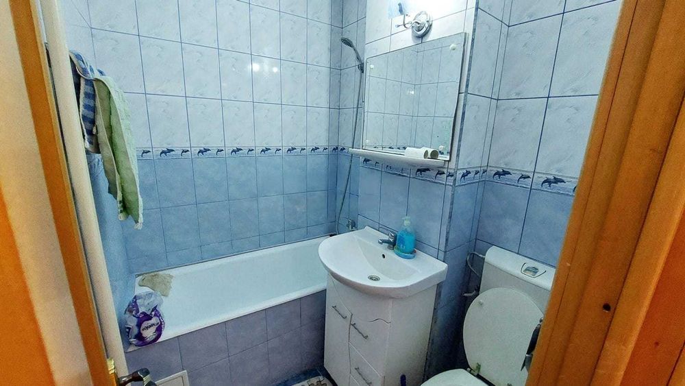 Vând sau închiriez garsonieră etaj 1