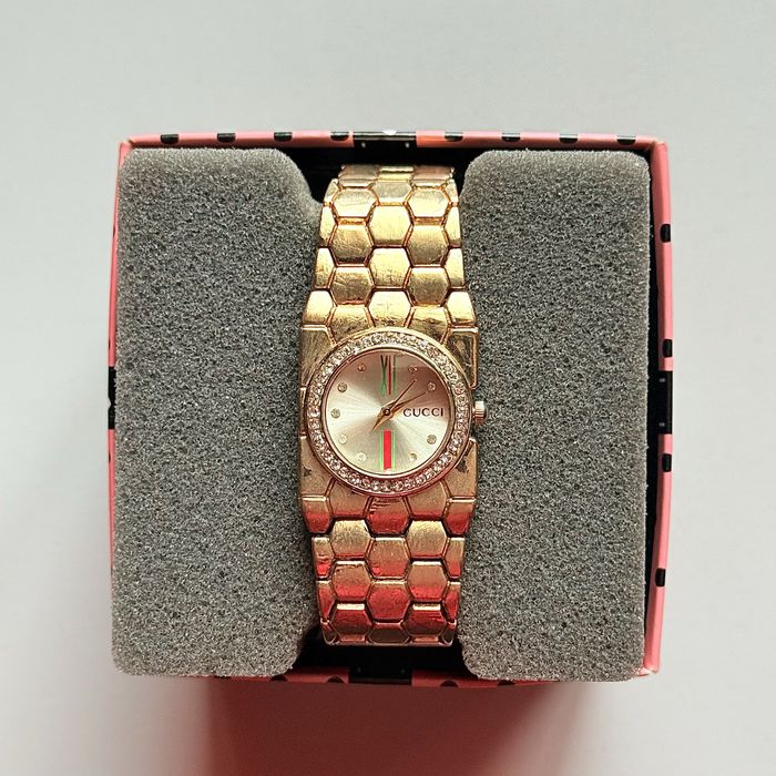 Jenskiy Gucci tillarang soati sotiladi