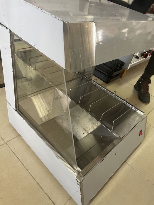 Отоплител за картофи и сандвичи