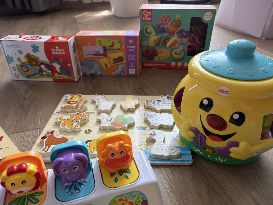 Играчки за детенце