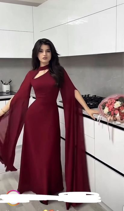 Платье бордовое длинное