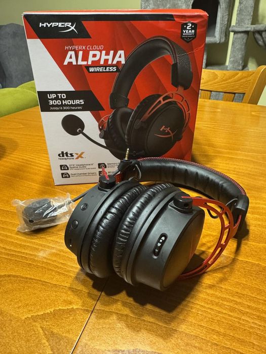 Hyperx Cloud  Alpha Wireless