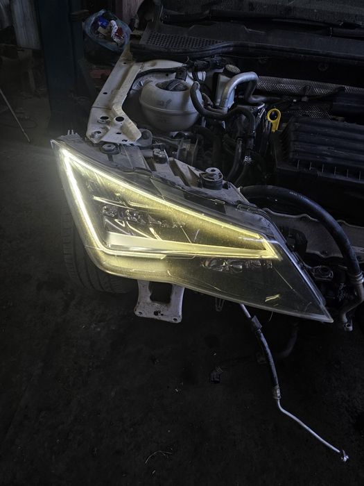 Faruri seat leon 3 5f full led