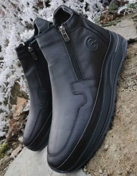 Мъжки боти естествена кожа с каучуково ходило 40,41,42,44 и 45 номер.