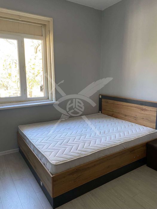 Дава се под наем Тристаен апартамент в Пловдив, Център - 70 кв.м за 398.82 € - Снимка #3