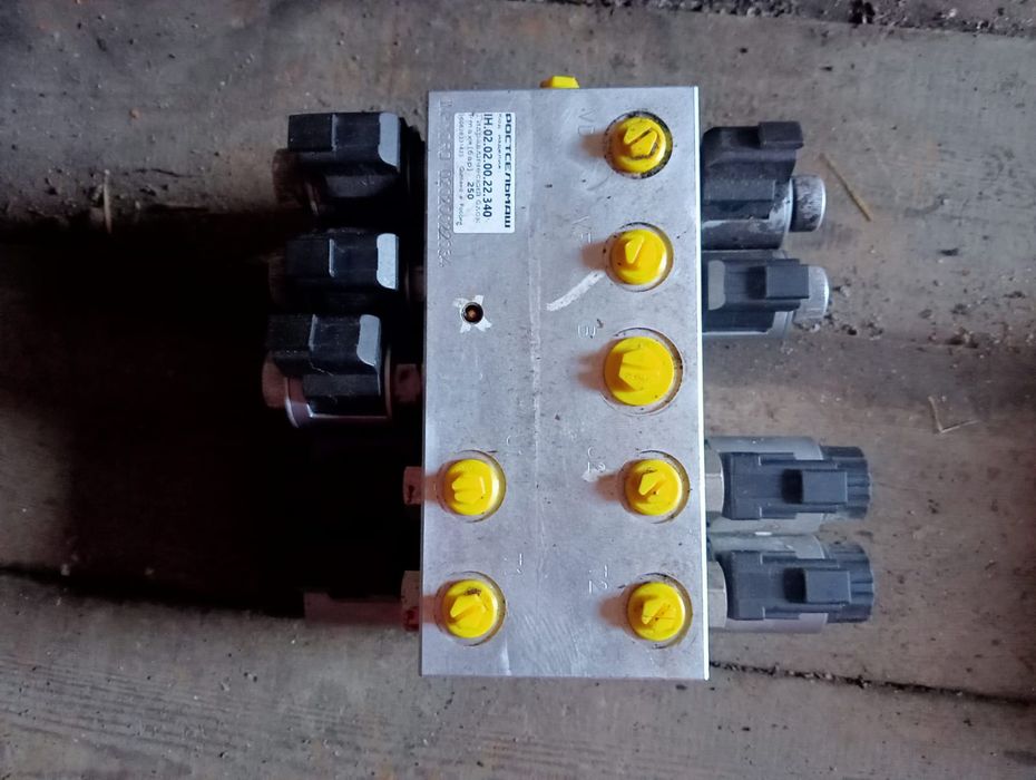 Насос распределитель компрессор Вектор Акрос Уаз