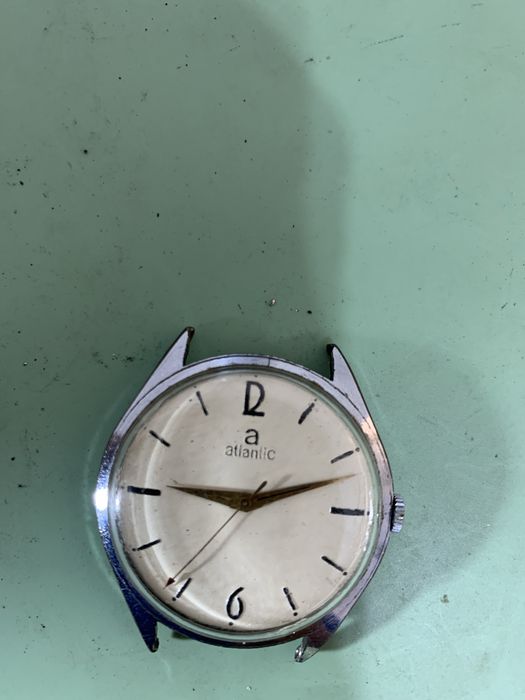 Ceas Atlantic swiss defect