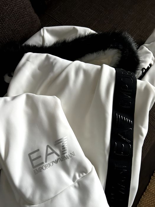 Луксозен ски гащеризон EA7 Emporio Armani – чисто нов, с етикет