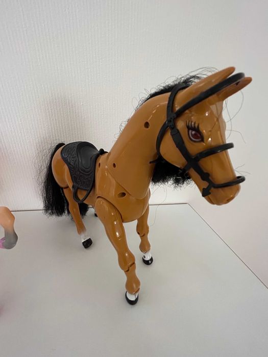 Лошадь игрушечная от бренда Defa Lucy