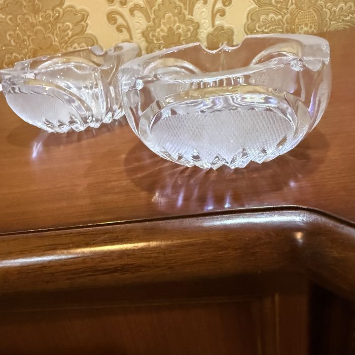Тоза хрусталь пепельницалар