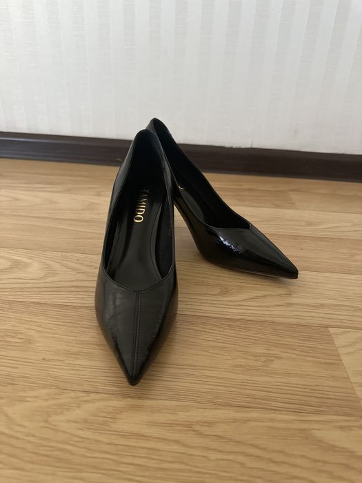 Продам женские туфли