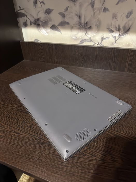 Ноутбук ASUS для офиса