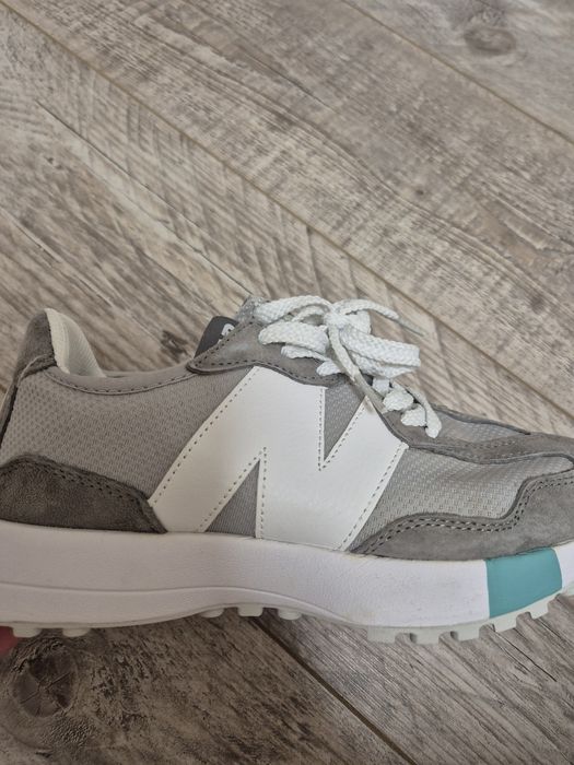 New Balance кроссовки