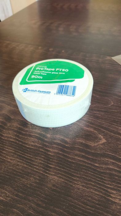 Самозалепващата лента от фибростъкло 90 м/5 см за сухо строителство