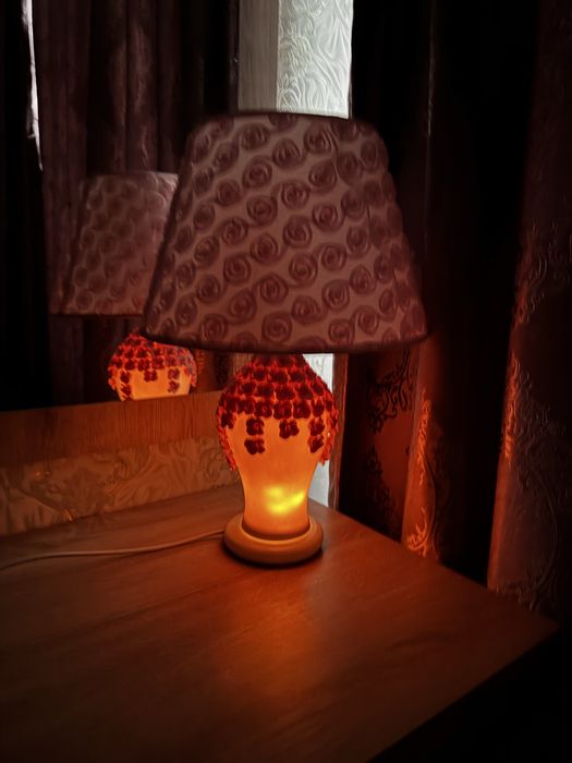 Настольная лампа