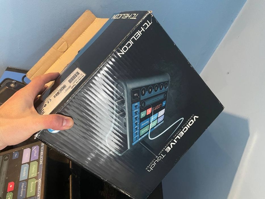 Вокальный процессор tc helicon touch