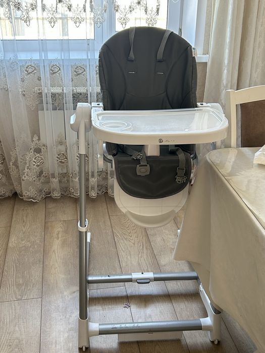 Стульчик для кормления, качеля 3 в 1