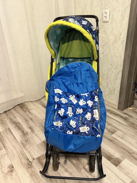 Продам санки коляску