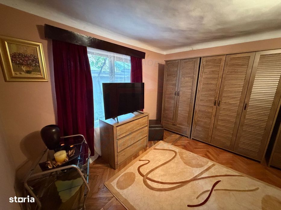 700 mp, teren intravilan, zona Centru, 150.000 euro