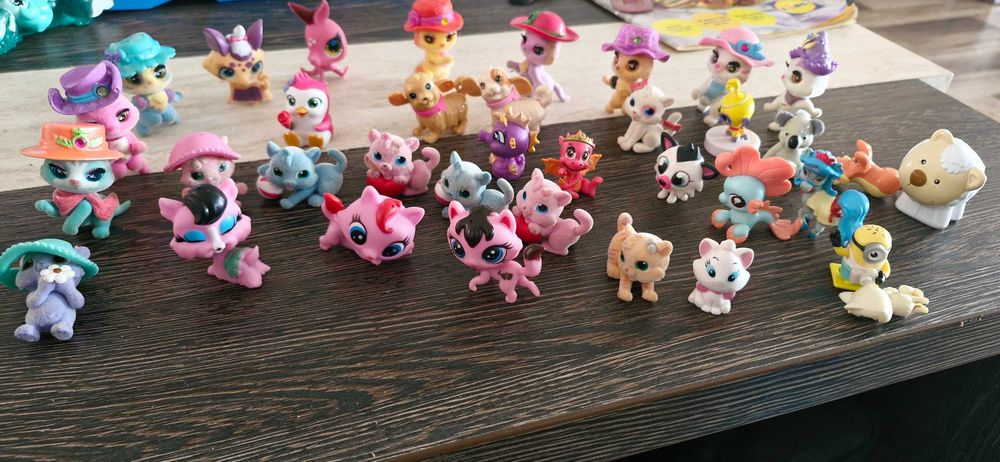 Pisici si figurine 36 bucati