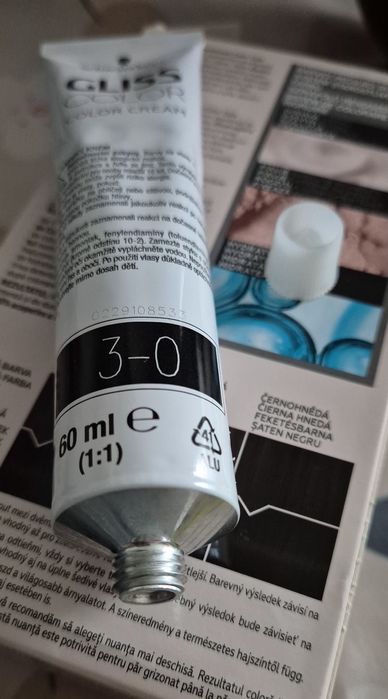 Vopsea par Gliss 3-0