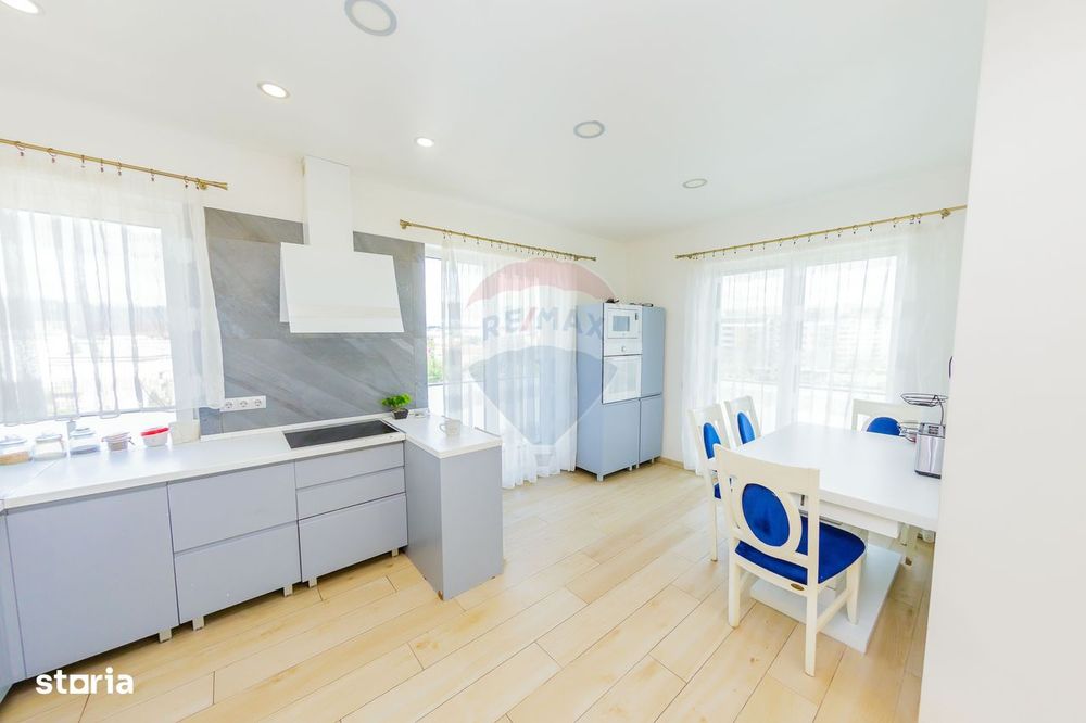 Penthouse exclusivist 186 M2C de vânzare în zona Centrală BAIA MARE