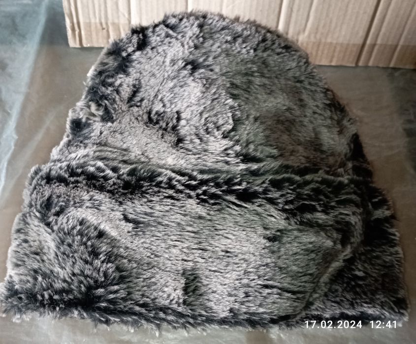 Căciulă blană artificială