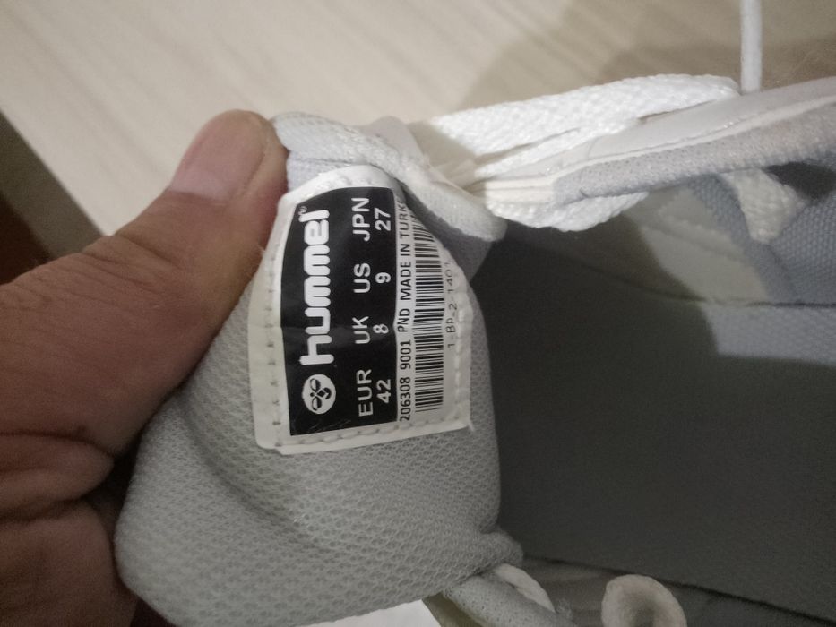 Hummel Маратонки, чисто нови само мерени.