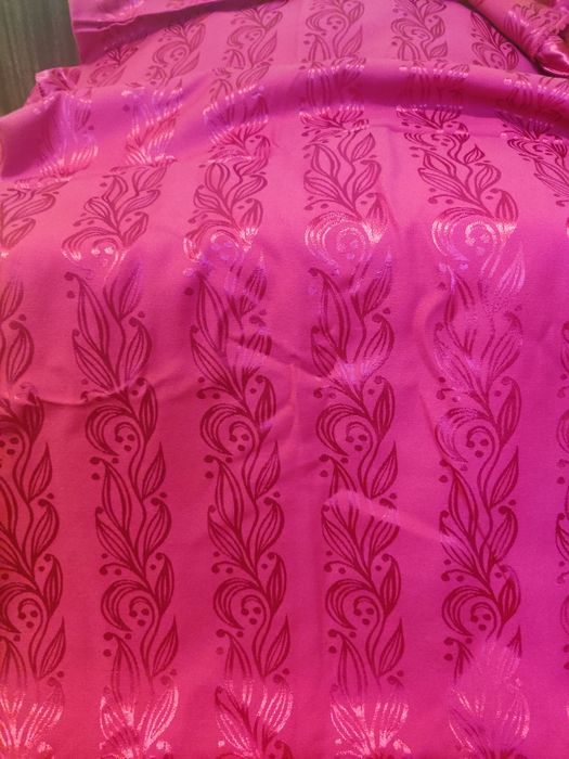 Сатен за завеси винено червен ,Тъмно червен български фин плат