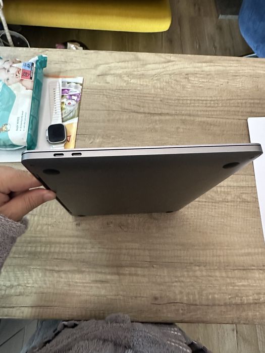 MacBook Pro перфектно състояние