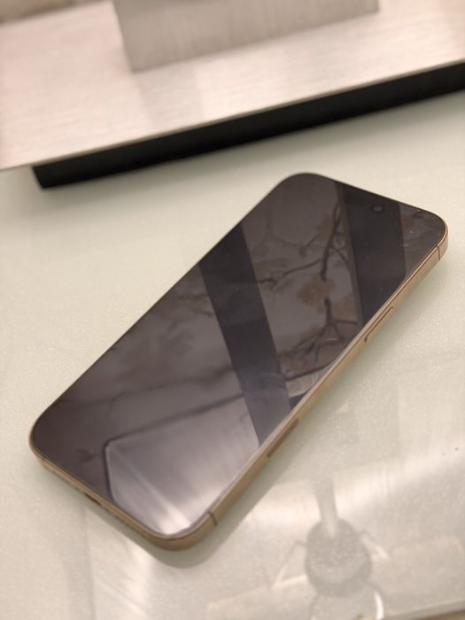 IPhone 16 Pro Max 256 GB в отличном состоянии