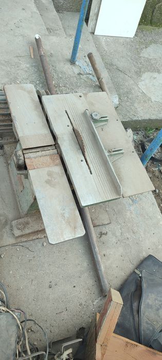 Продам Деревообрабатывающий станок