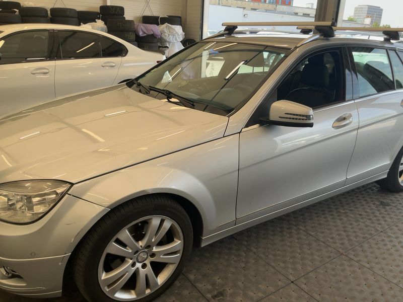 Mercedes-Benz C-Klasse C 220 CDI T BlueEfficiency Avantgarde 2010