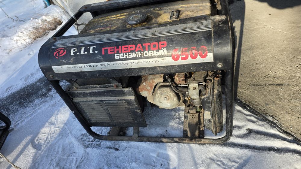 Продам два бензиновых и газовый генераторы