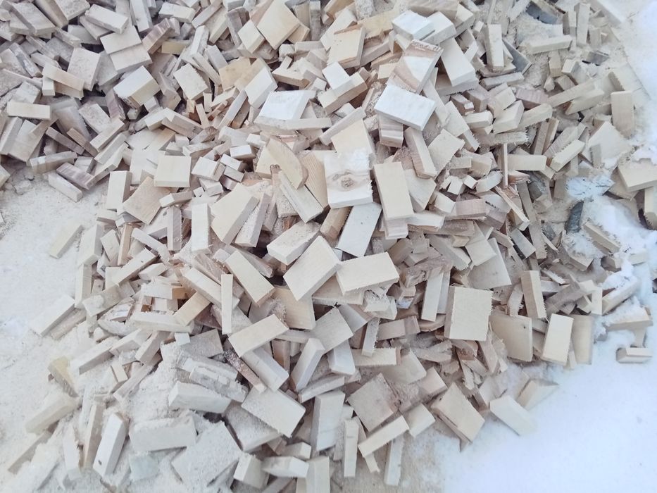 Горбыль пиленый, опилки, уголь сортовой!