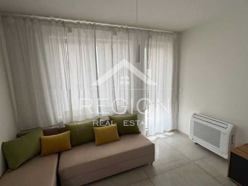 Дава се под наем Тристаен апартамент в Варна, Кайсиева градина - 70 кв.м за 560 € - Снимка #2