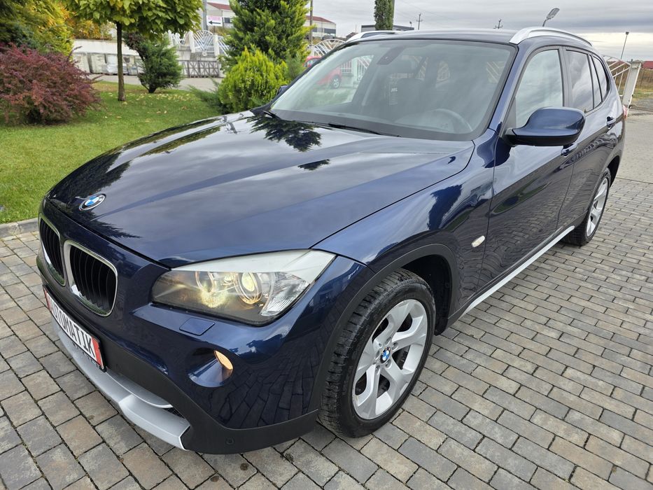 BMW X1 2011 — imagine 2