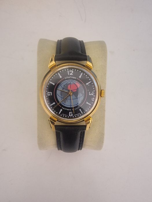 Часы Кировские Спутник