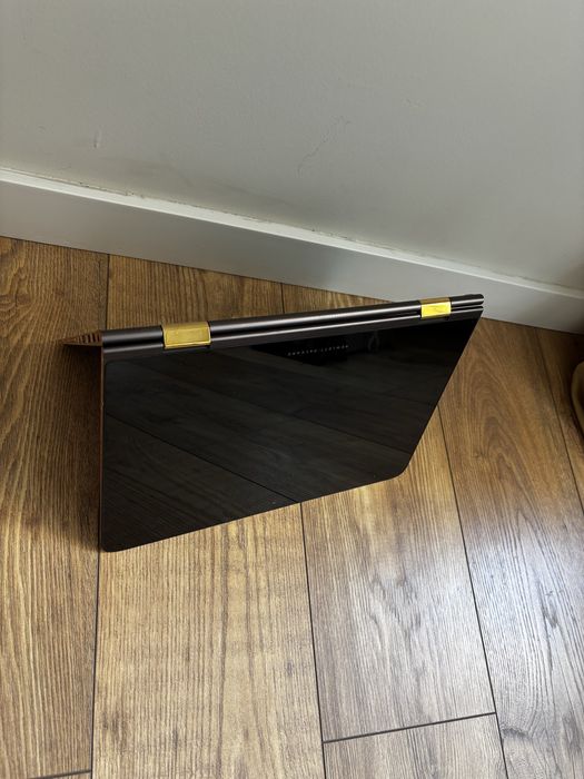 Продам HP Spectre x360 Convertible