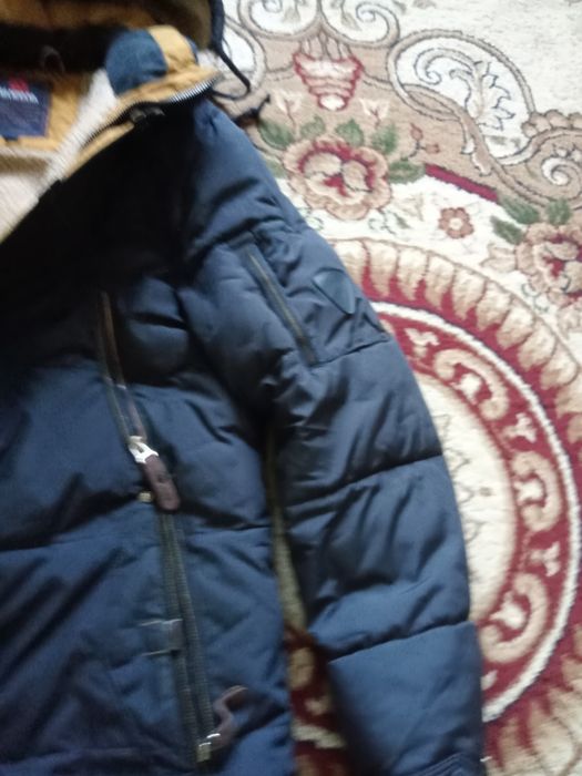 Продам зимнюю куртку