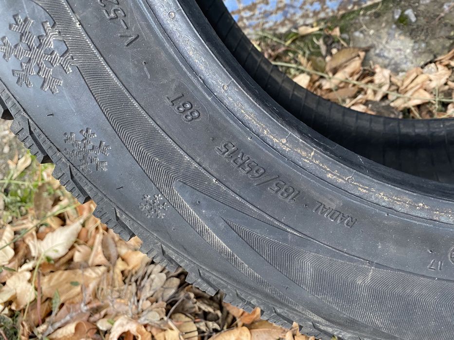 Продаю зимные шины на 15