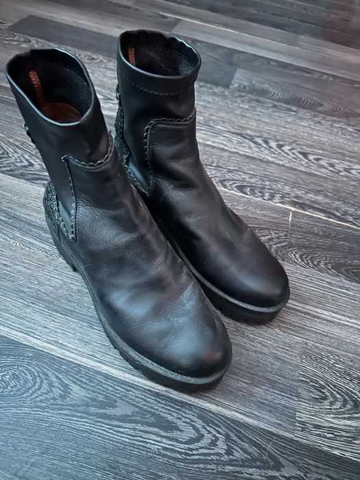 Дамски боти на Дарис