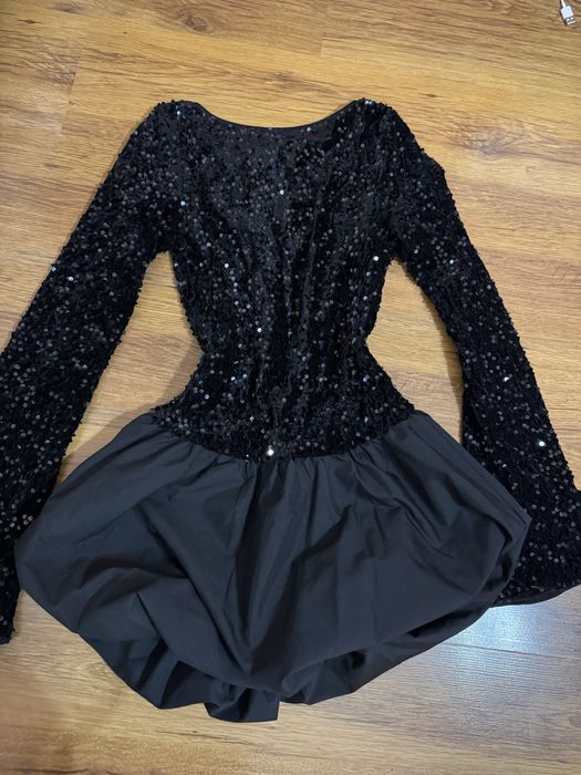 Рокля с пайети New Yorker